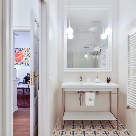The Collection - Casa Batllo - Luxury Historic 4bd 4bth For 9 Guests Apartmán Barcelona